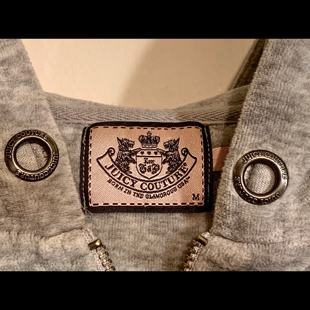 Girls Juicy Couture zippered hood gray jacket - Picture 6 of 8